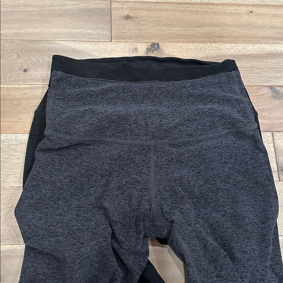 Beyond Yoga Charcoal Leggings - Picture 6 of 7